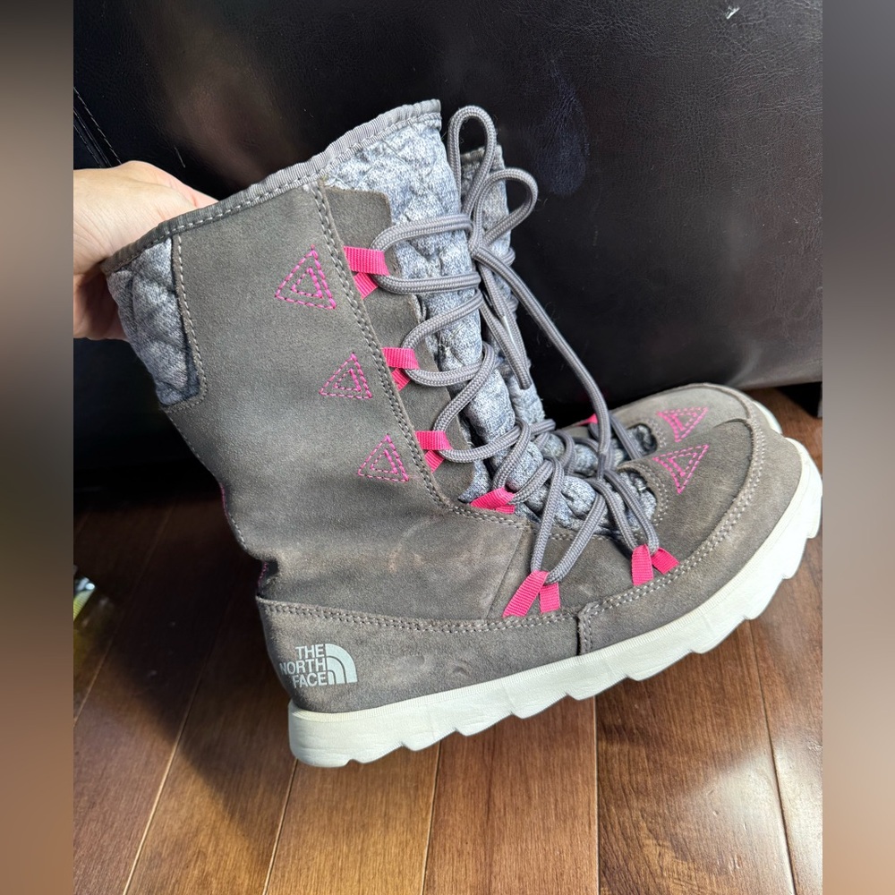 The North Face Women’s Sz 6-6.5 US Shoes Premaloft Boots Gray Pink